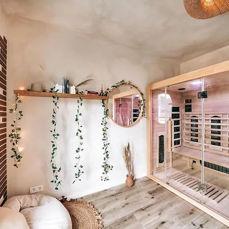 Getaway Penthouse: & Cinema Echternacherbruck