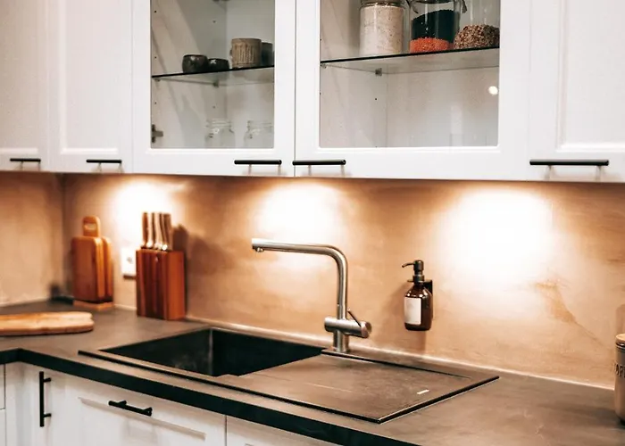 Getaway Penthouse: & Cinema *